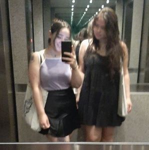 Meet your Posher, Alicia